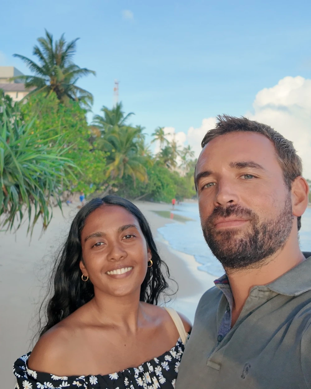 Iván y Hoola, fundadores de Kakuni Travels