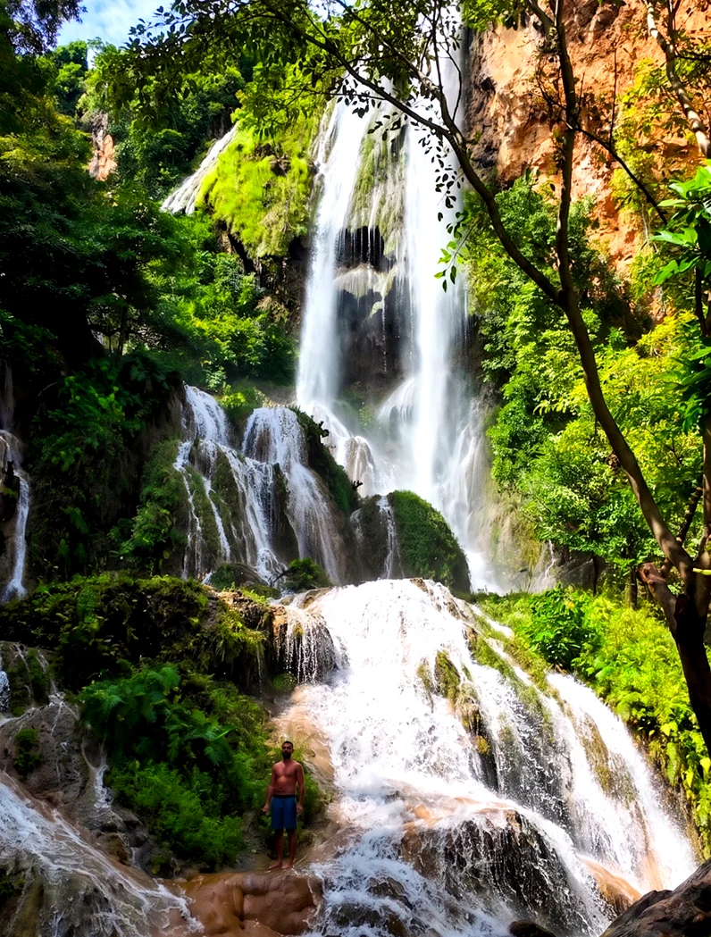 Cascadas Erawan